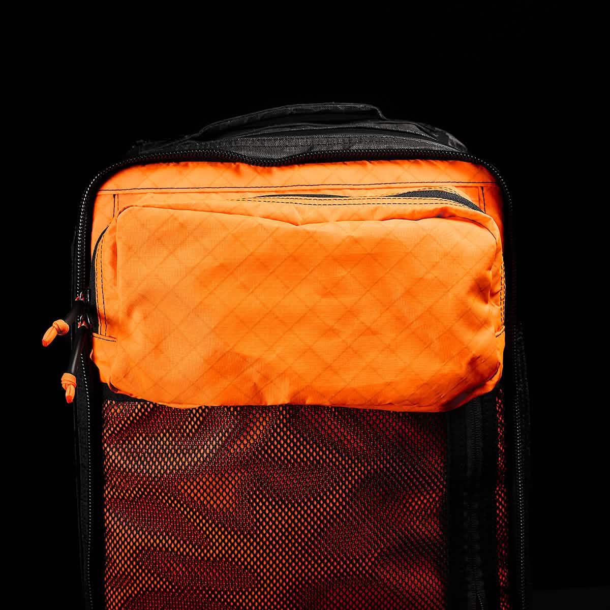 GR2 USA x Carryology - Ultra Black