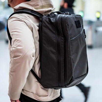 GR2 USA x Carryology - Ultra Black