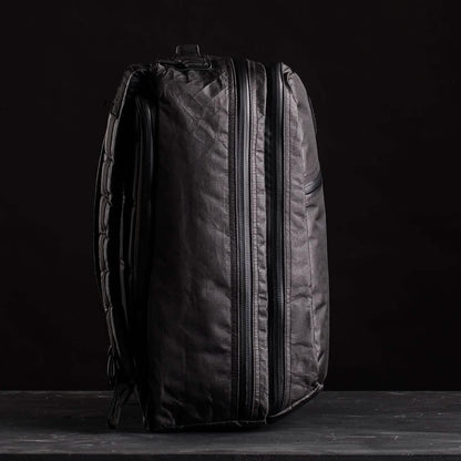 GR2 USA x Carryology - Ultra Black
