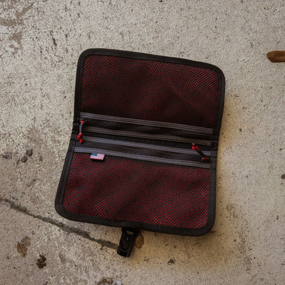 Scars Wire Dopp